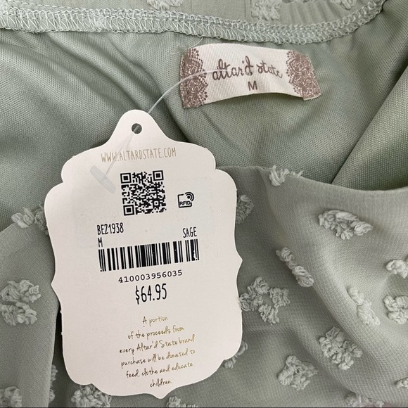 NWT Altar’d State Off Shoulder Clip Swiss Dot Crop Top Sage Shirt M - Picture 5 of 5